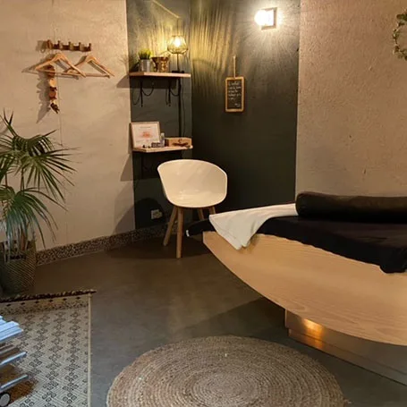 Photo de l'intérieur du salon de vallet