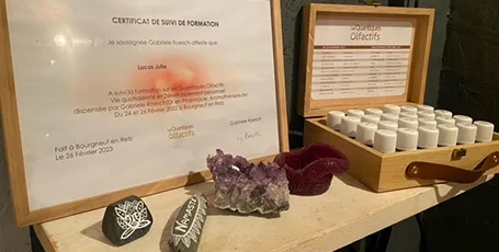 Photo d'un diplome en olfactotherapie